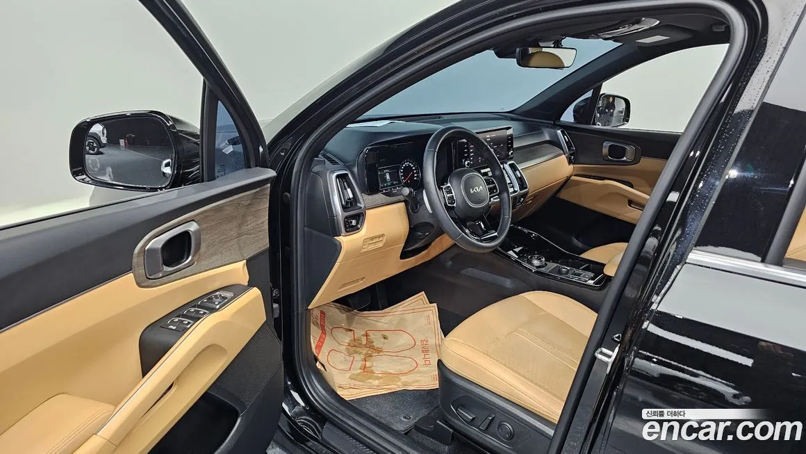 Kia Sorento — фото 8