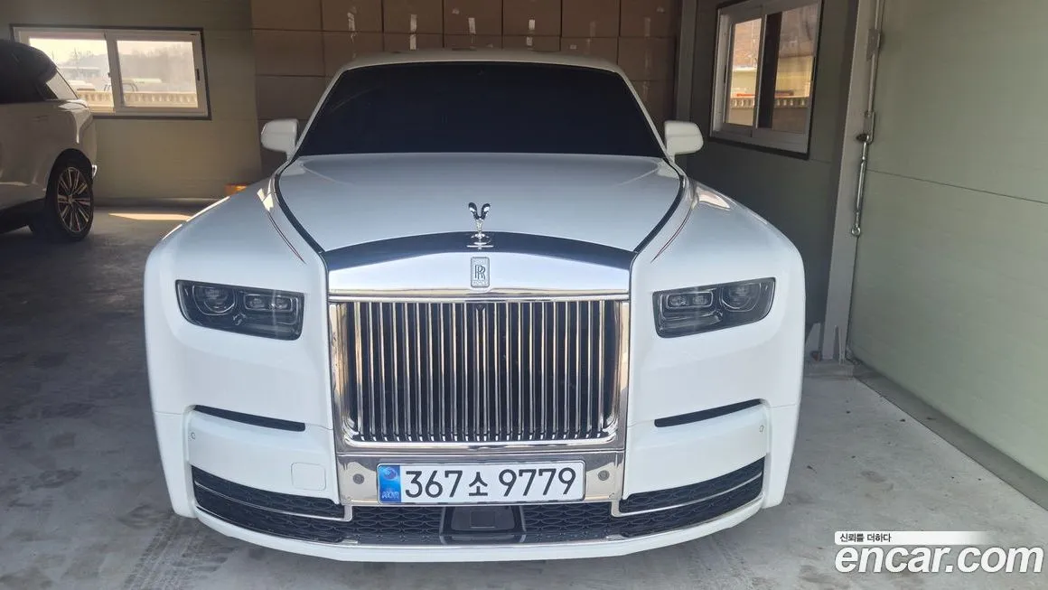 Rolls-Royce Phantom 2025 из KR, фото 9