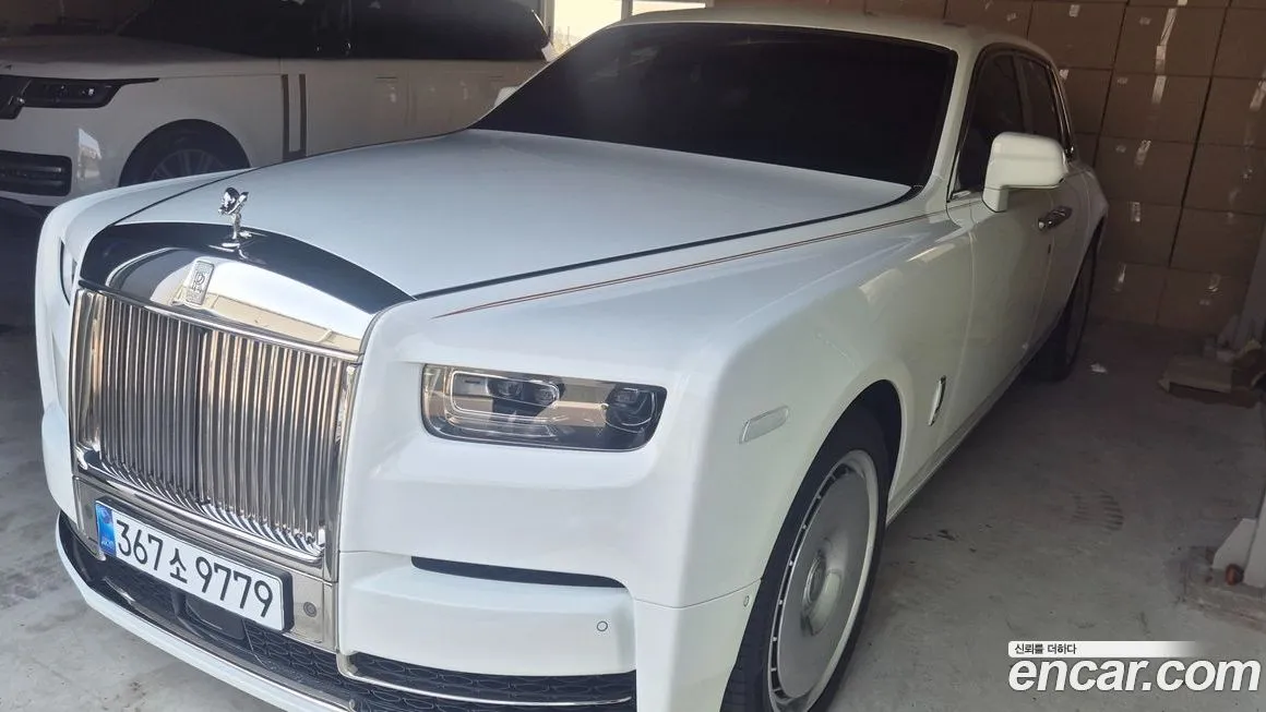 Rolls-Royce Phantom 2025 из KR, фото 10
