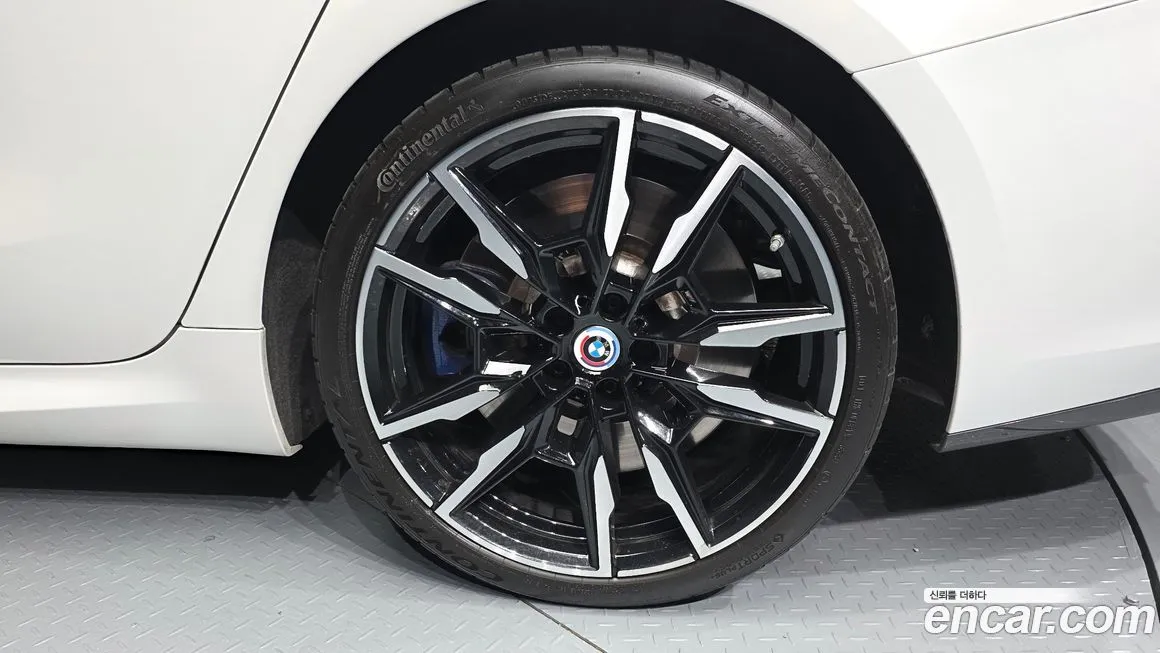 BMW 8-Series 2023 из KR, фото 5