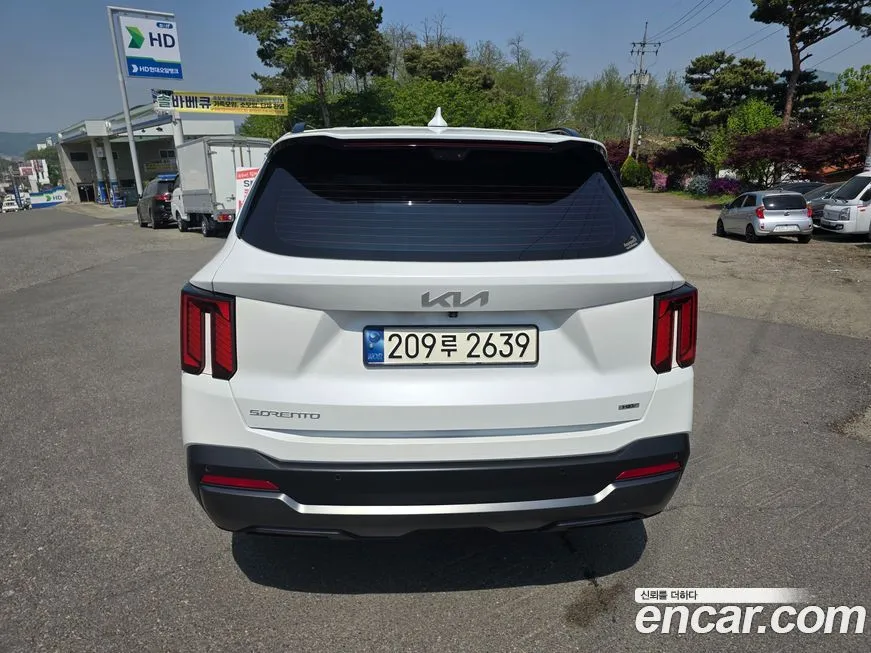 Kia Sorento — фото 5
