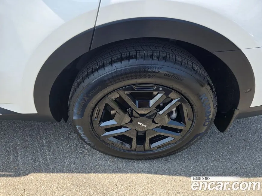 Kia Sorento — фото 10