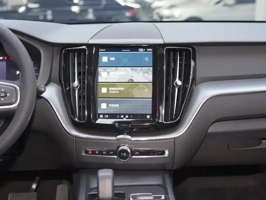 Volvo XC60 2024 из CN, фото 10