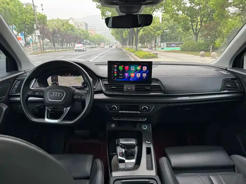 Audi Q5L 2022 из CN, фото 2