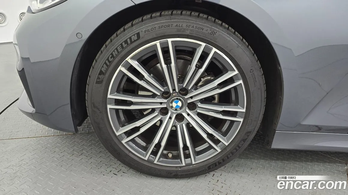BMW 3-Series — фото 10