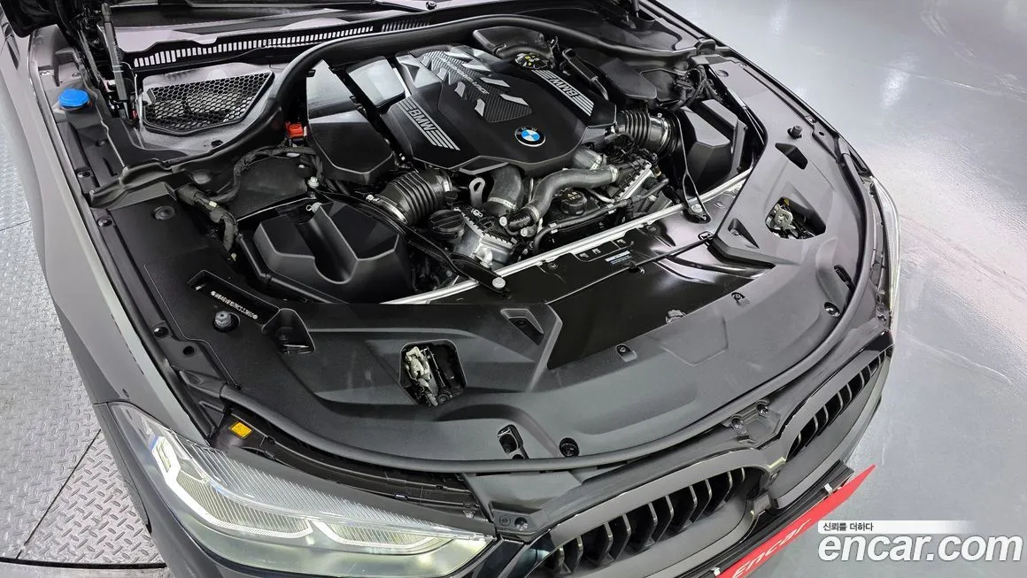 BMW 8-Series 2024 из KR, фото 8