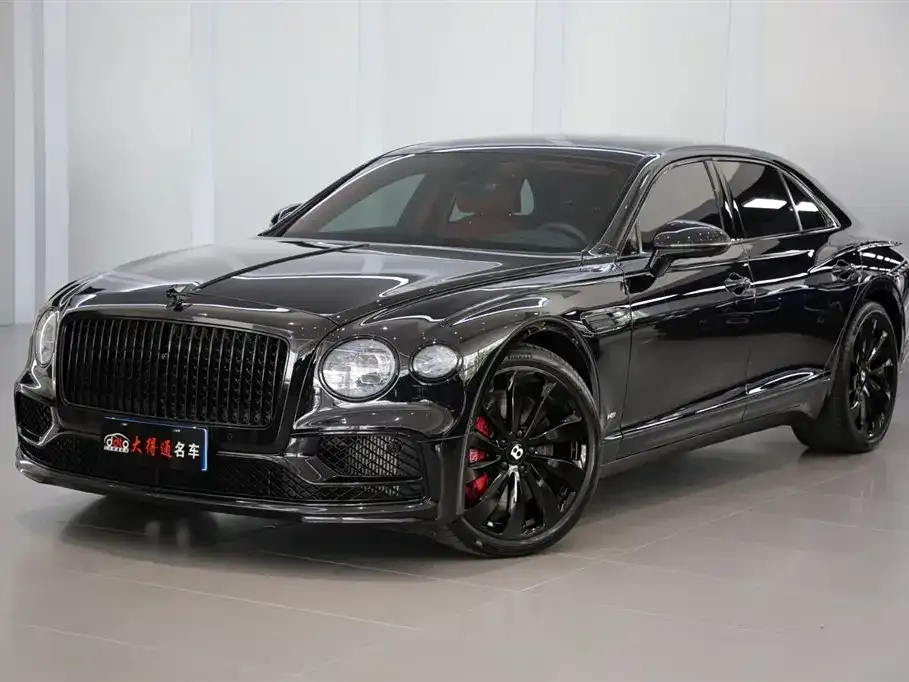 Bentley Flying Spur — фото 1