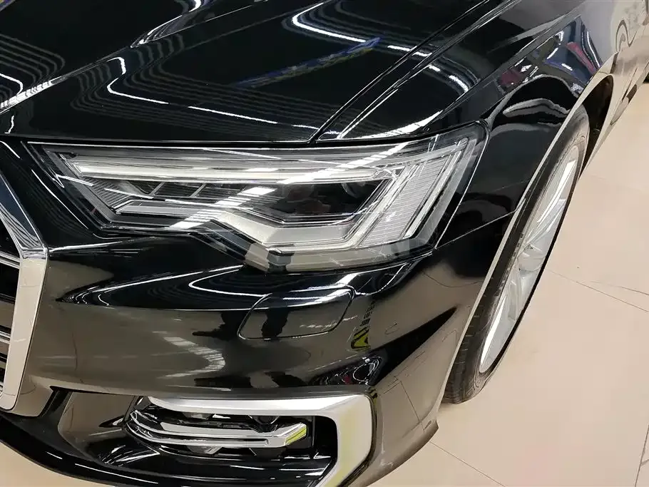 Audi A6L — фото 10