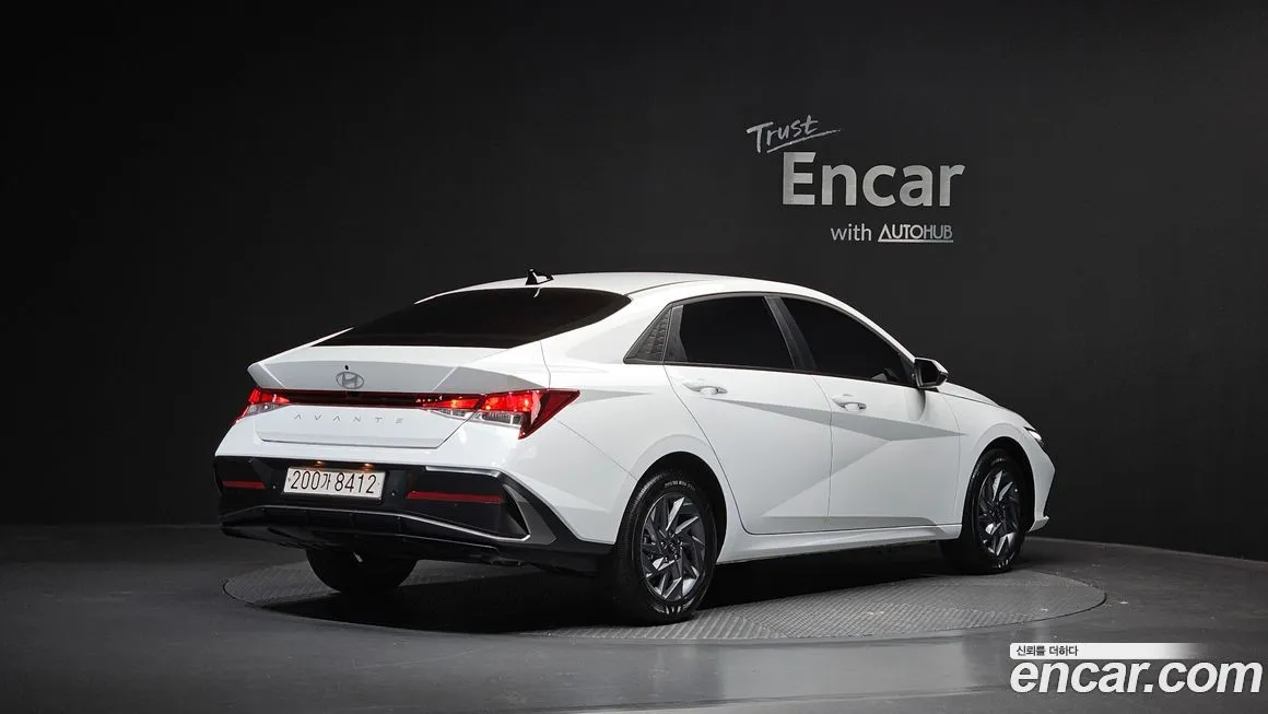 Hyundai AVANTE — фото 4