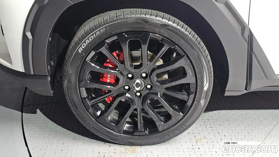 KG Mobility (Ssangyong) Torres — фото 10