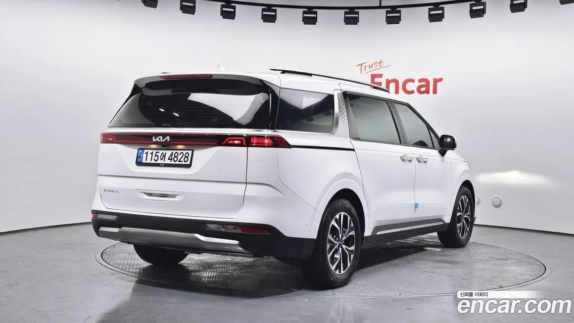 Kia Carnival 2023 из KR, фото 4