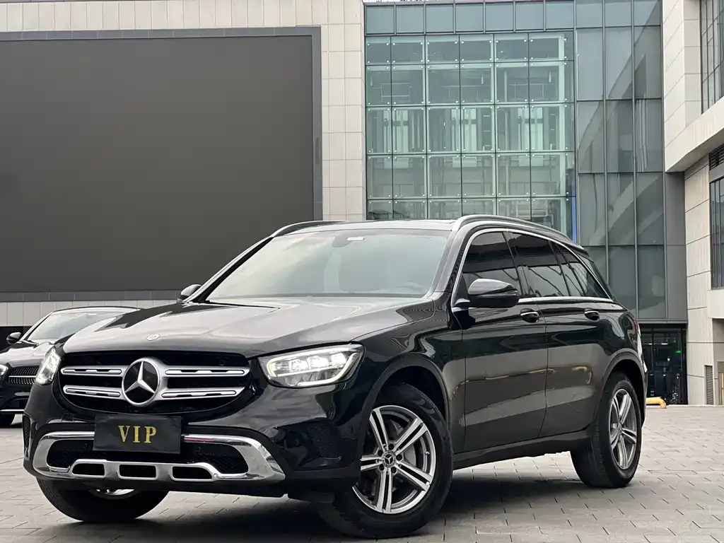Mercedes-Benz GLC — фото 1