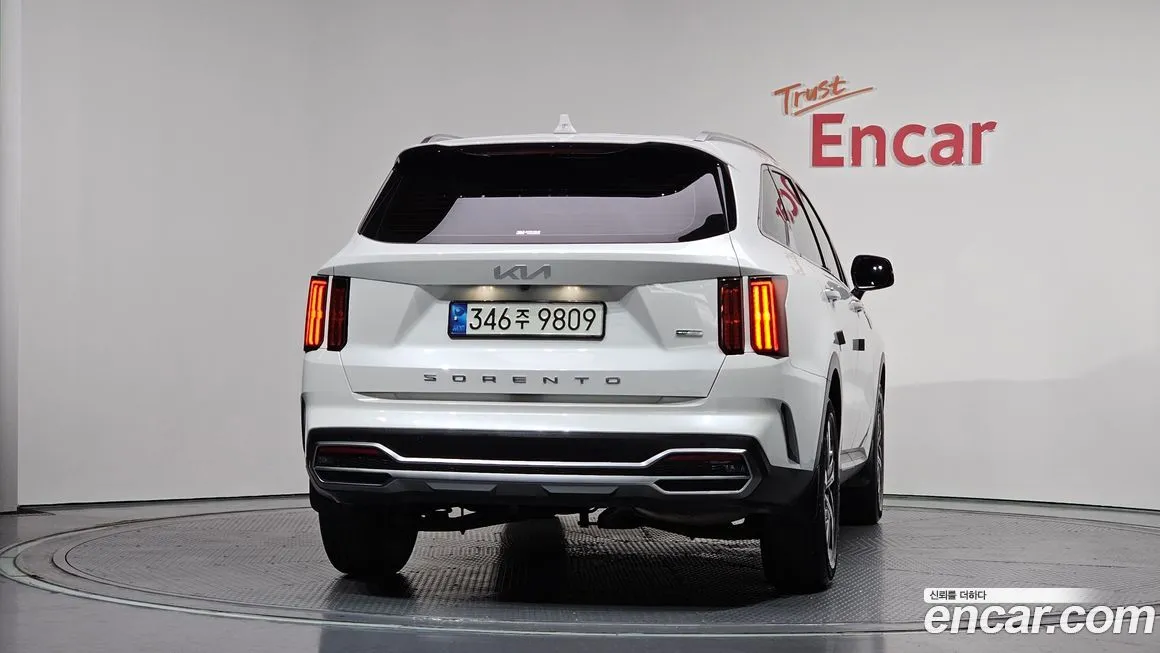 Kia Sorento — фото 8