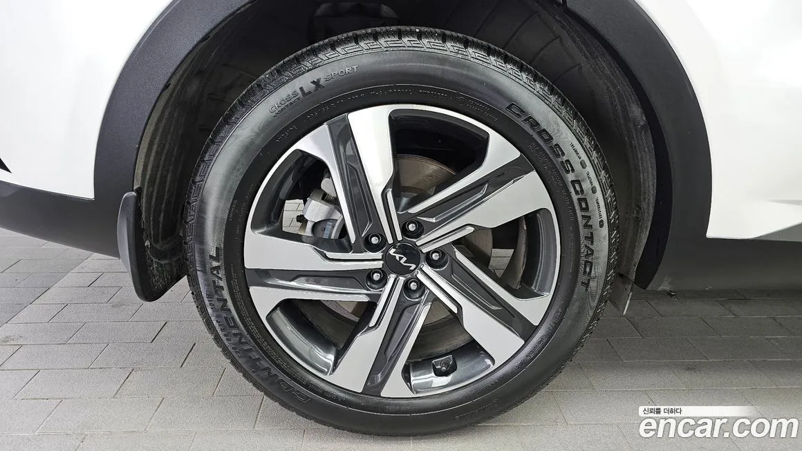 Kia Sorento — фото 5