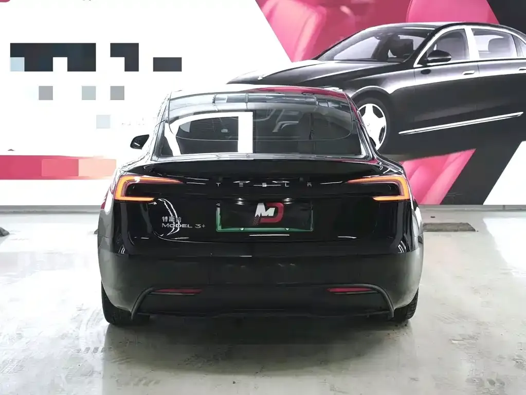 Tesla Model 3 — фото 2