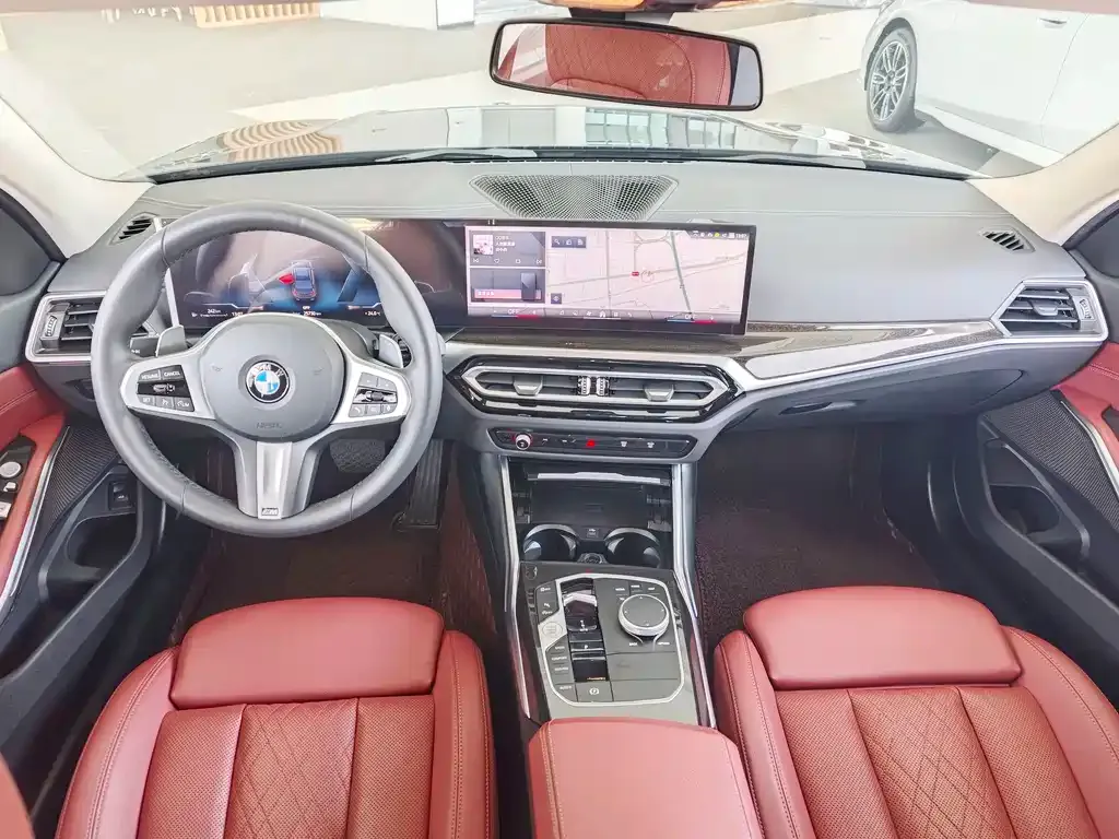 BMW 3 Series 2024 из CN, фото 9