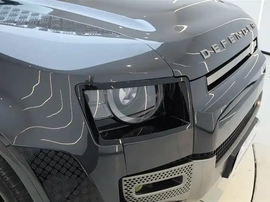 Land Rover Defender — фото 6