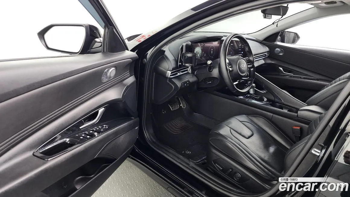 Hyundai AVANTE — фото 6