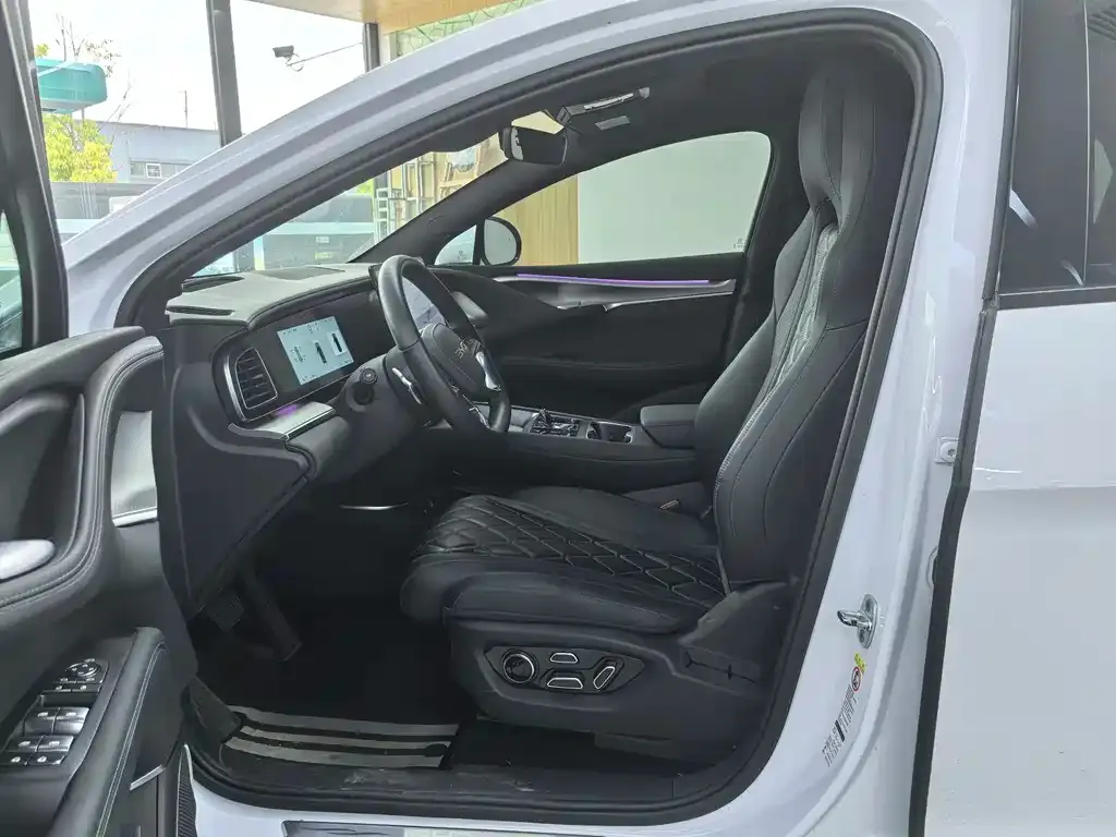 BYD Seal 07 EV — фото 3