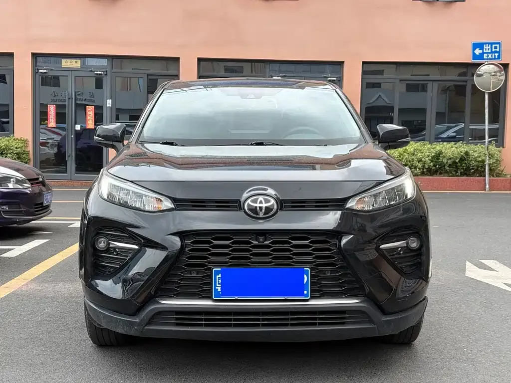 Toyota Wildlander 2023 из CN, фото 6