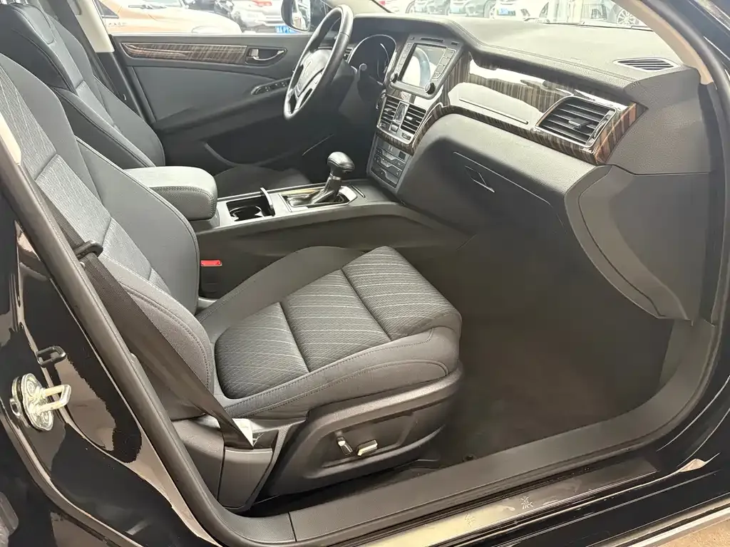 Hongqi H7 2022 из CN, фото 5