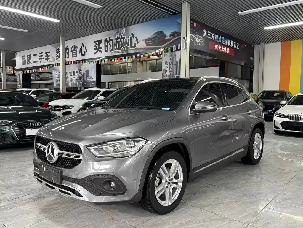 Mercedes-Benz GLA