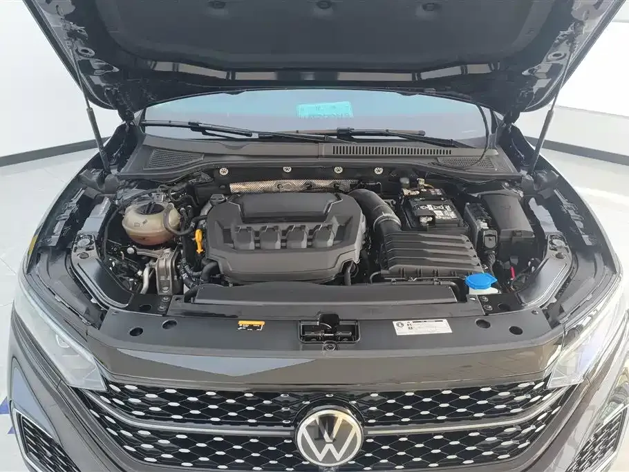 Volkswagen Passat — фото 10