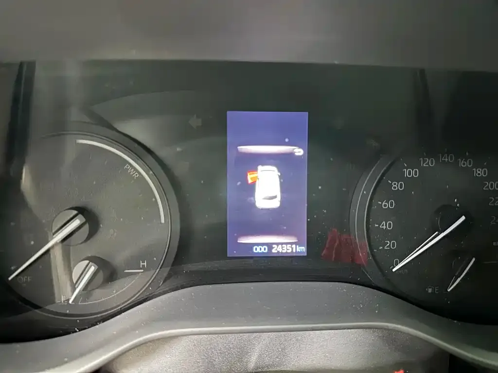 Toyota Sienna 2024 из CN, фото 8