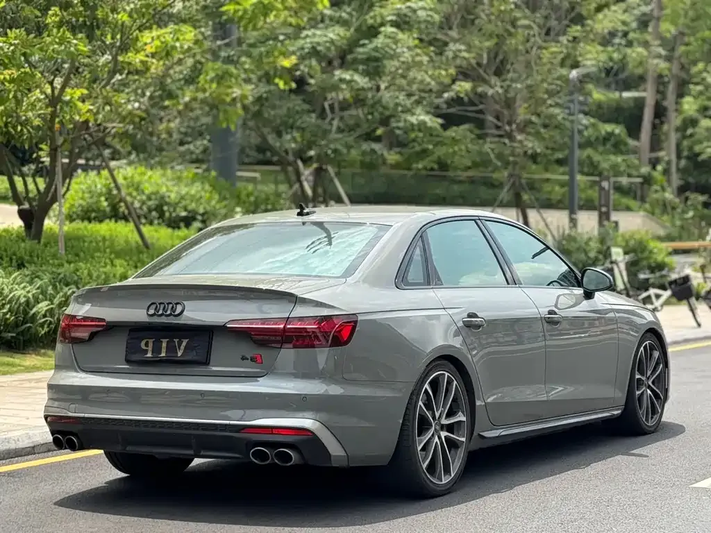 Audi S4 — фото 3