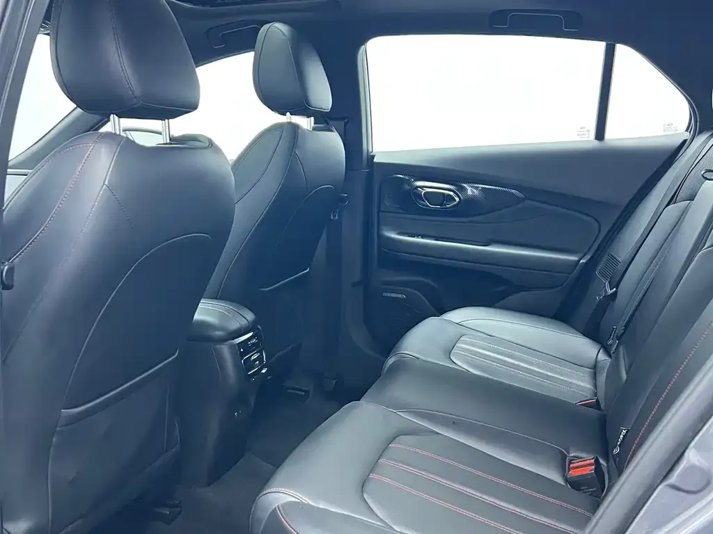 GAC Motor Shadow Leopard — фото 8