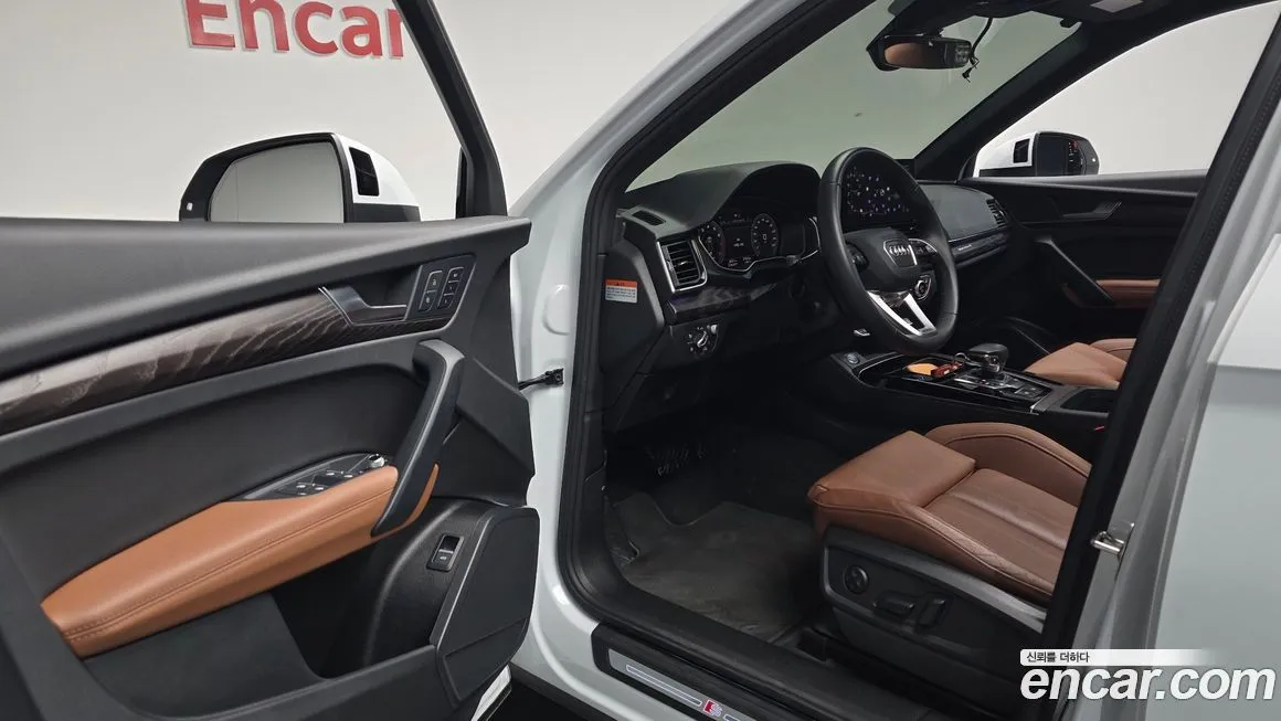 Audi Q5 2023 из KR, фото 6