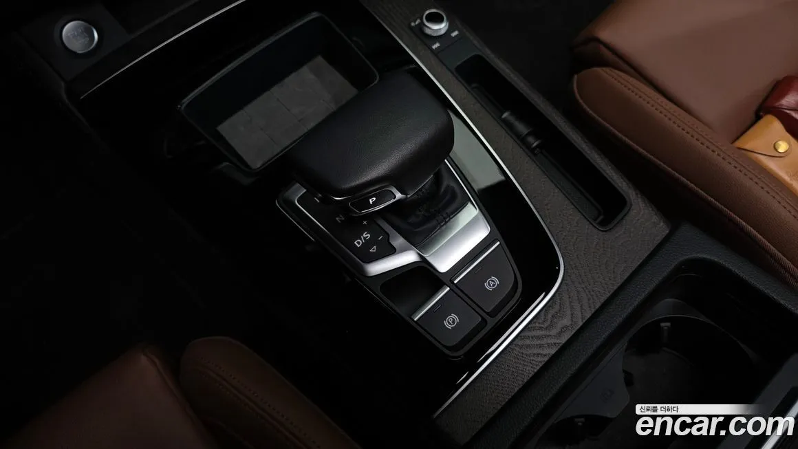 Audi Q5 2023 из KR, фото 3