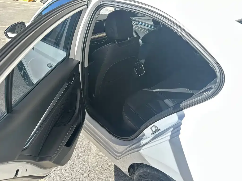 Skoda Octavia — фото 3