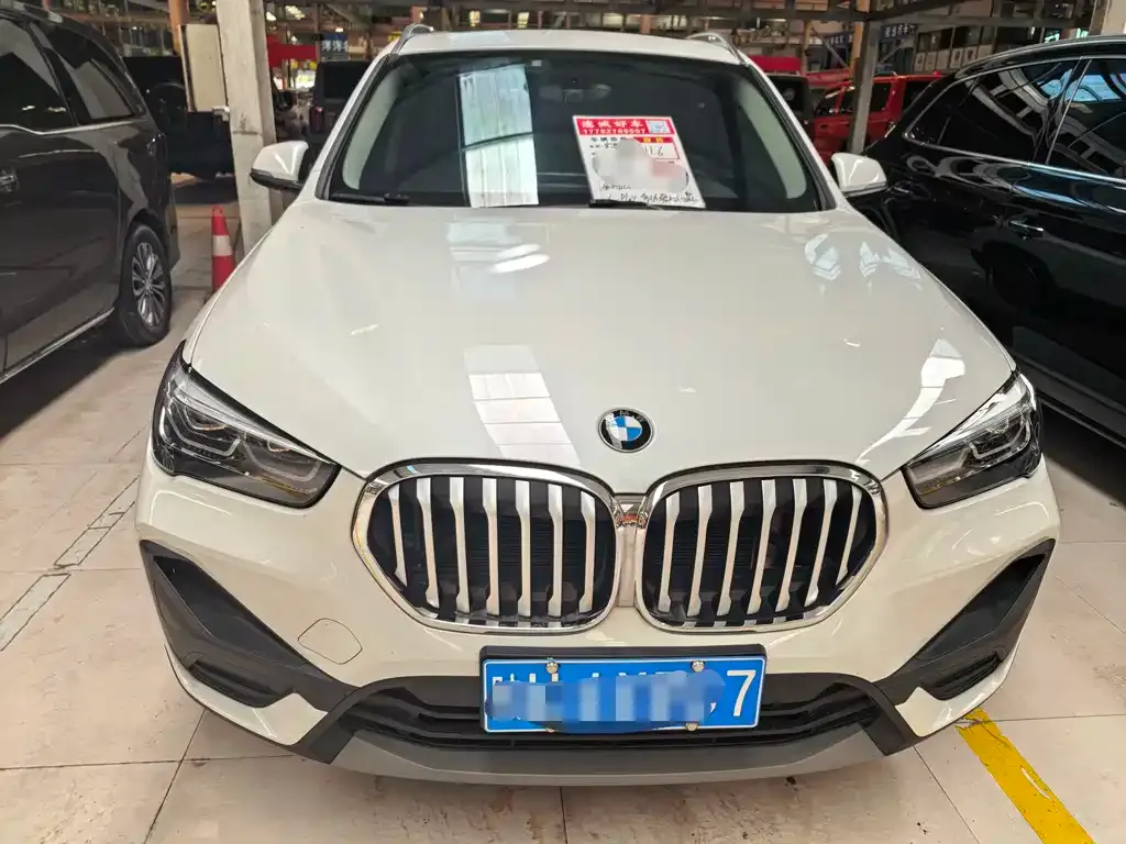 BMW X1 2021 из CN, фото 7