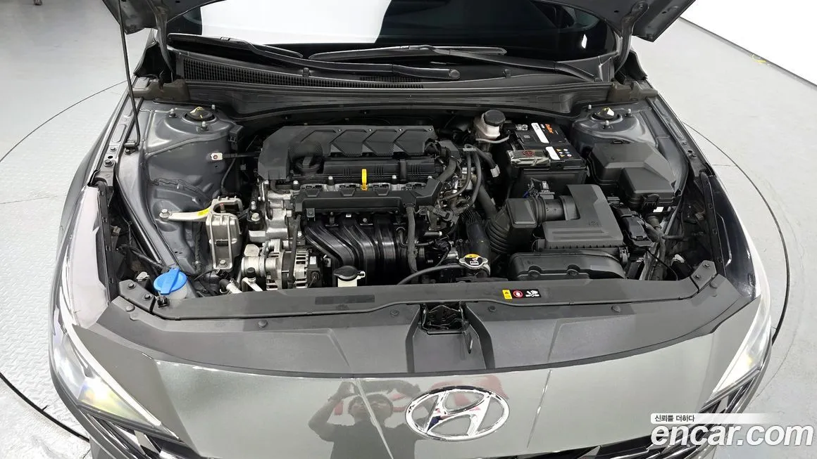 Hyundai AVANTE — фото 4