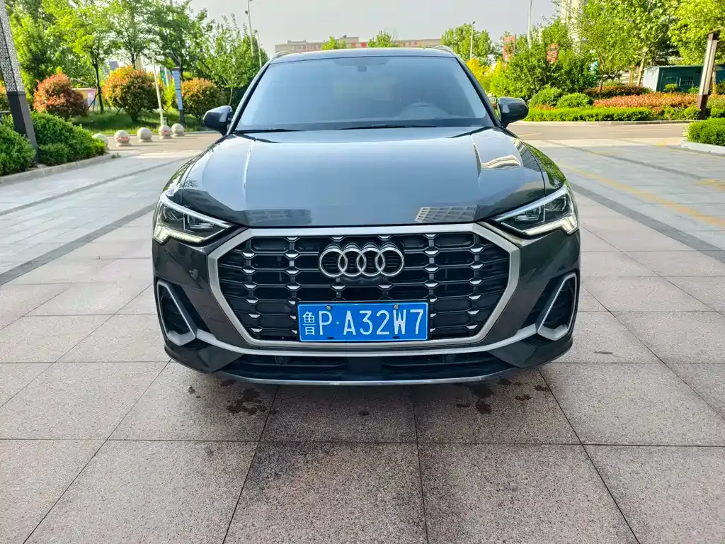 Audi Q3 — фото 4