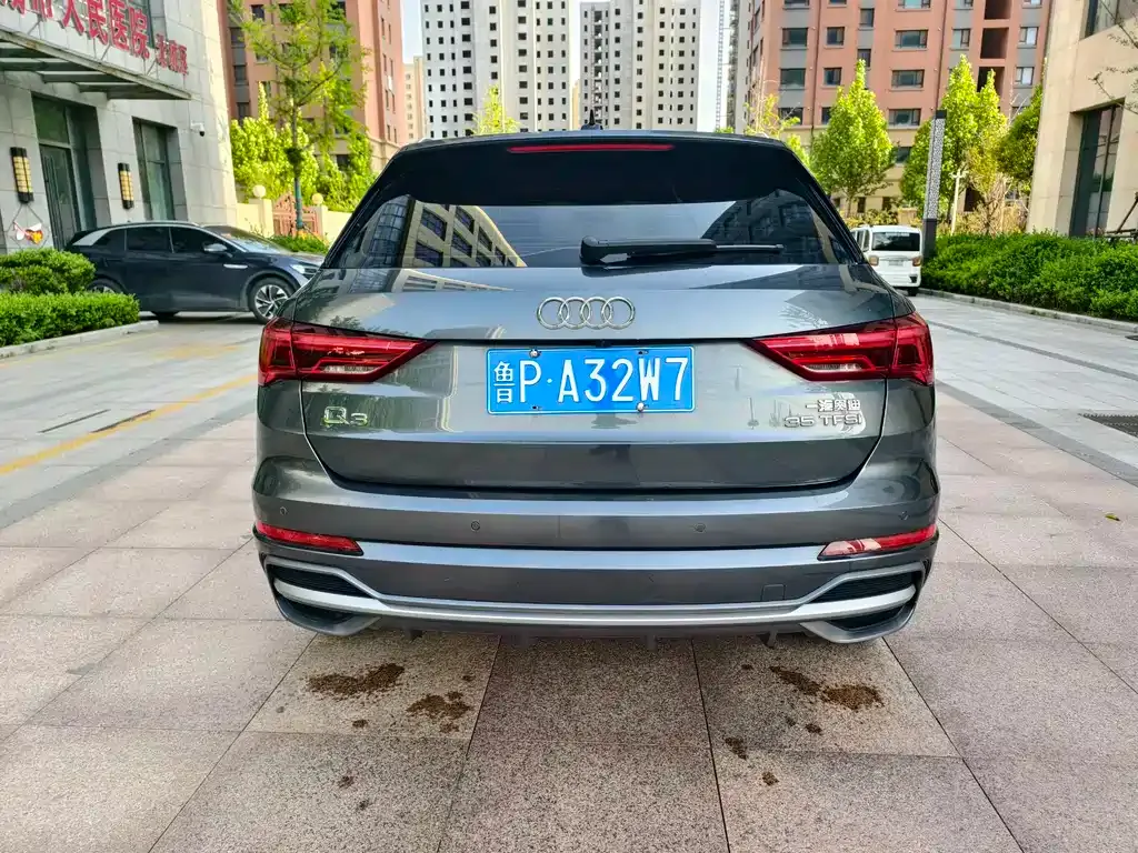 Audi Q3 — фото 7
