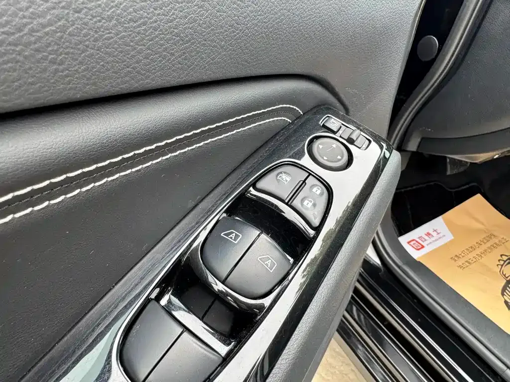 Nissan Teana — фото 3