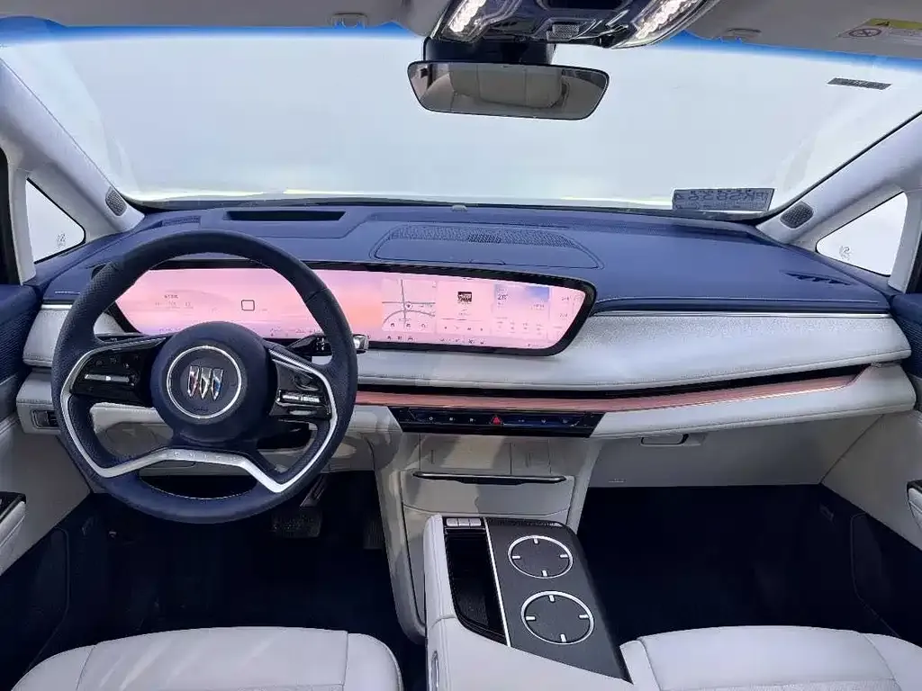 Buick GL8 Hybrid — фото 2