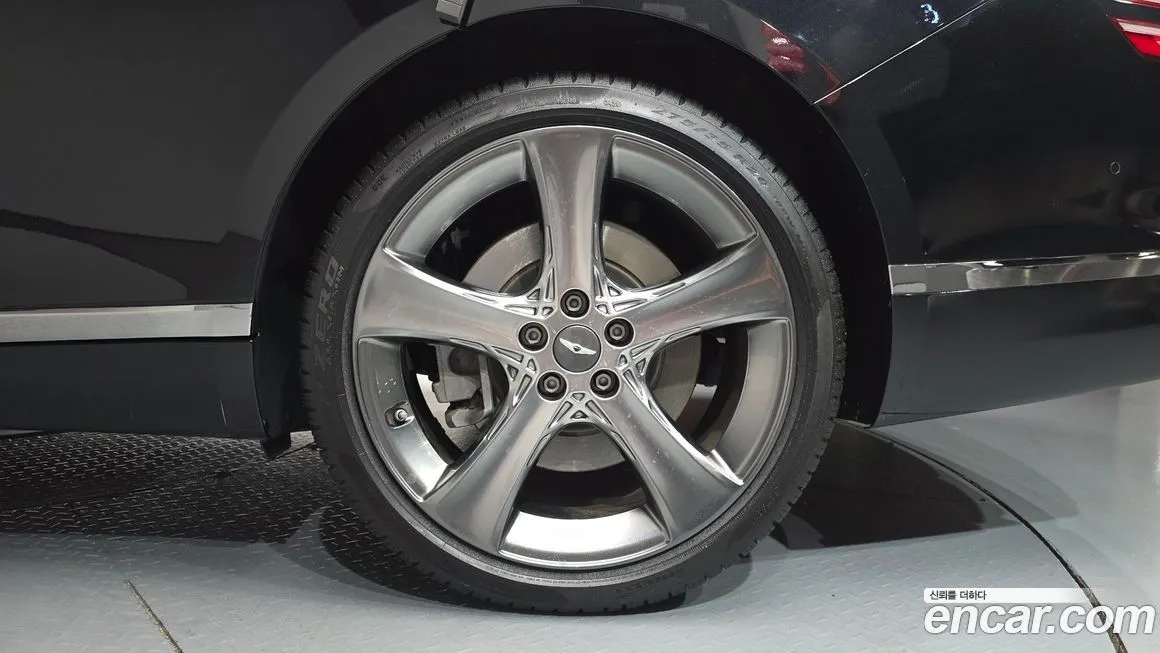 Genesis G80 — фото 5