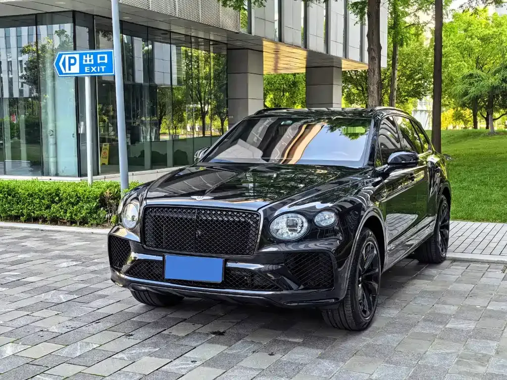 Bentley Bentayga 2021 из CN, фото 1