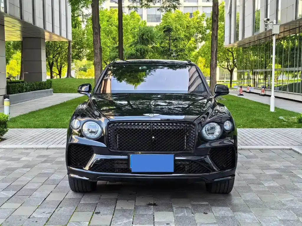 Bentley Bentayga 2021 из CN, фото 7