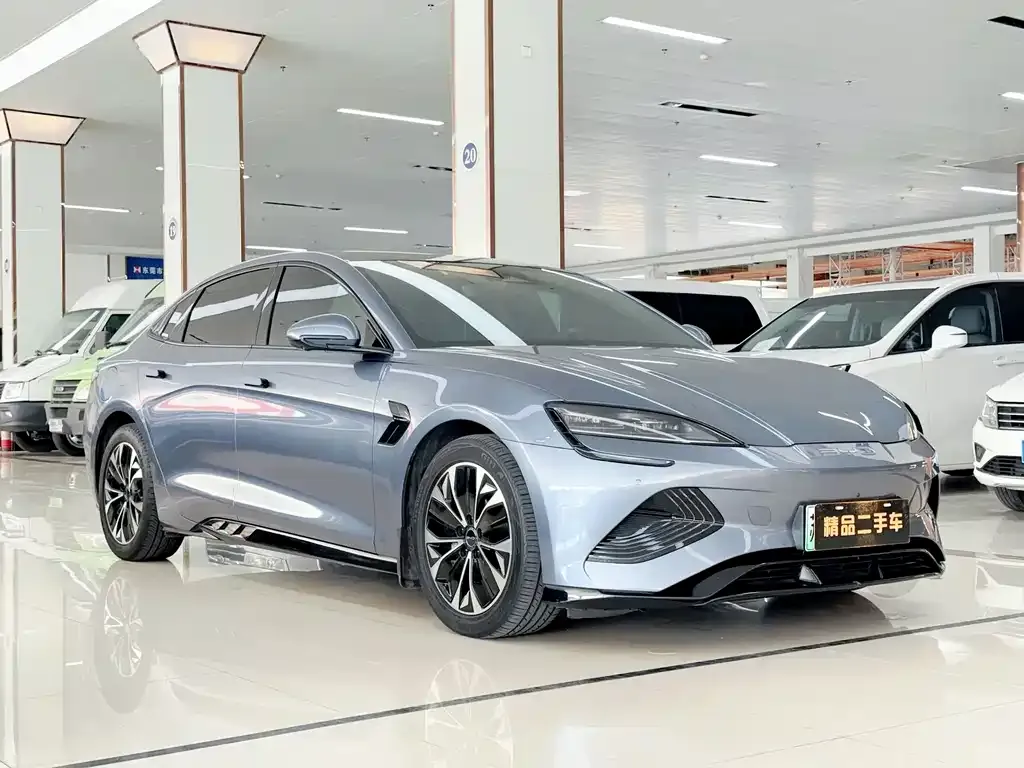 BYD Seal — фото 2