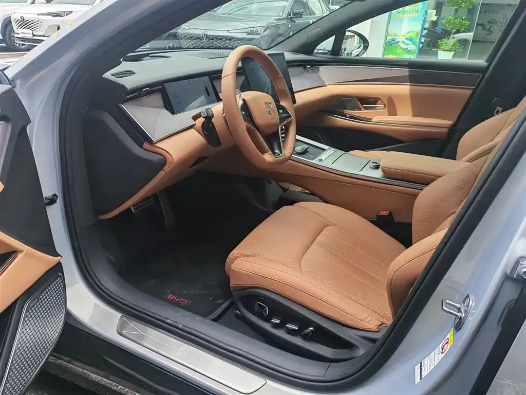 BYD Han L 2025 из CN, фото 2