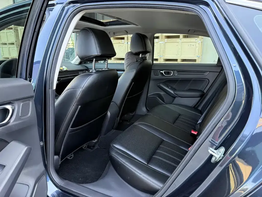 Honda Civic — фото 8
