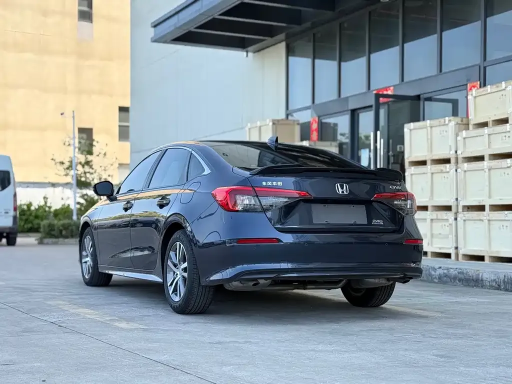 Honda Civic — фото 2