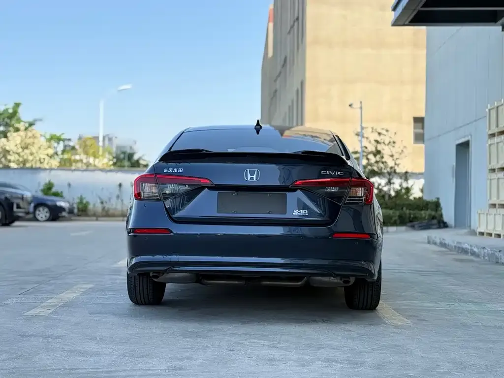 Honda Civic — фото 3