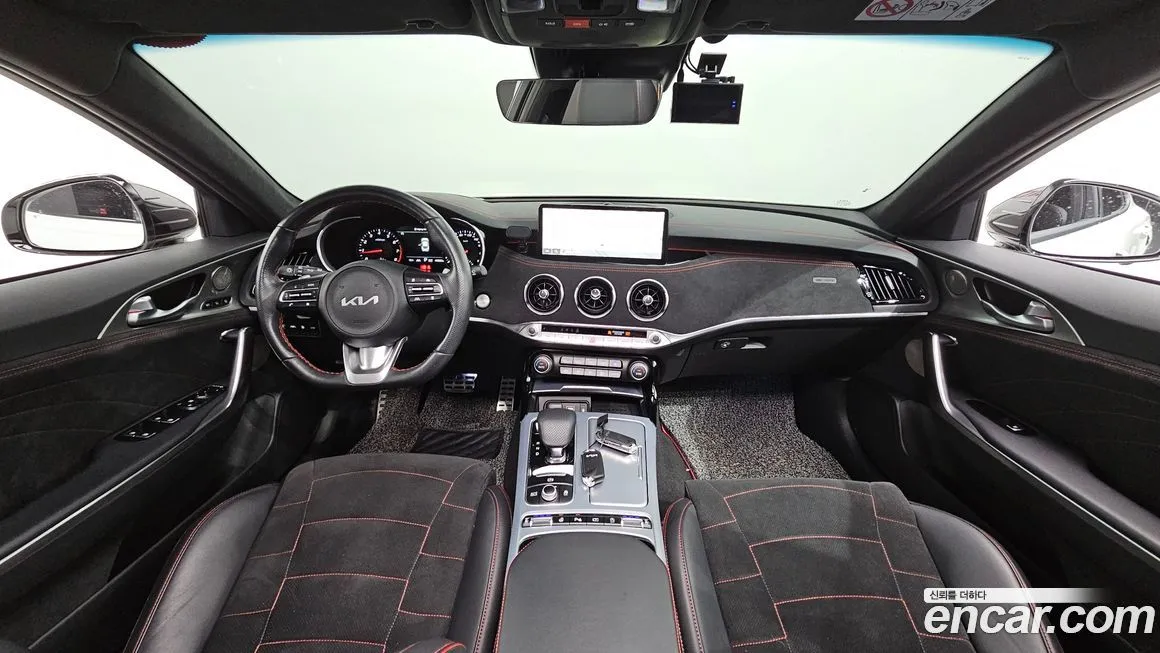 Kia Stinger 2023 из KR, фото 8