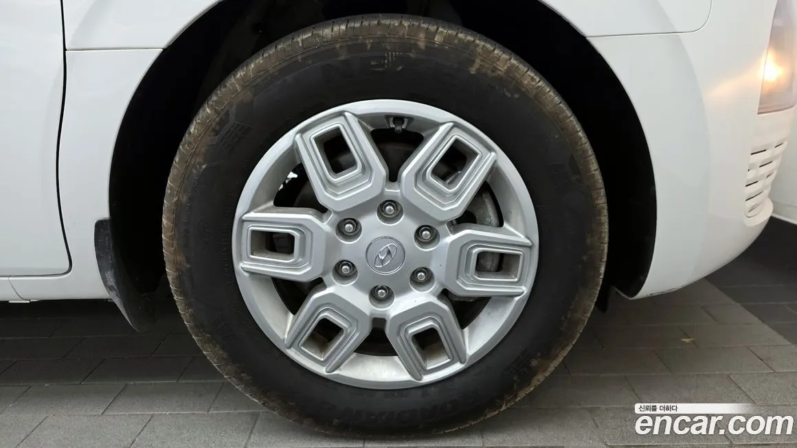 Hyundai Staria — фото 10