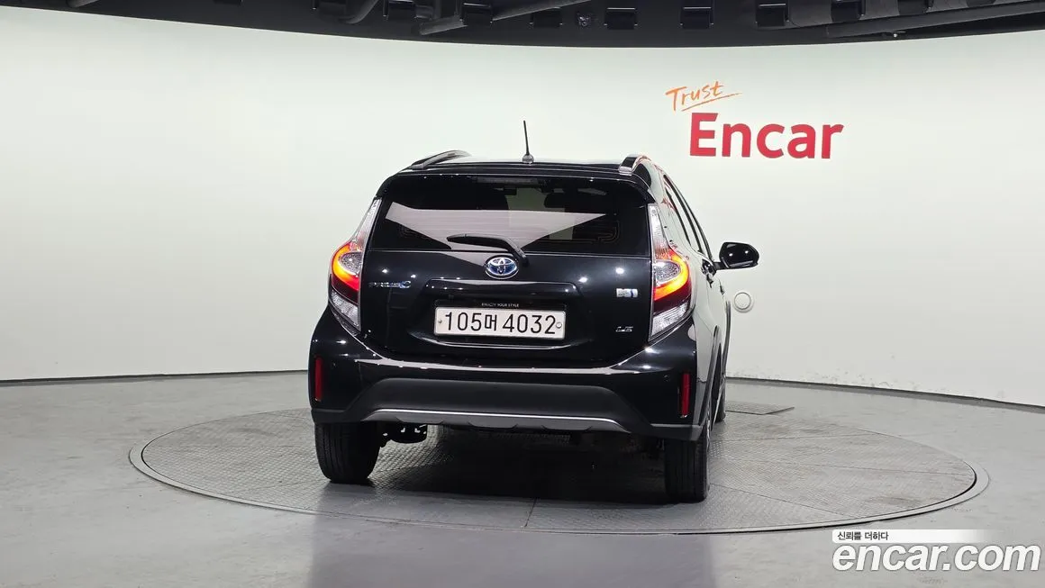 Toyota Prius 2021 из KR, фото 9